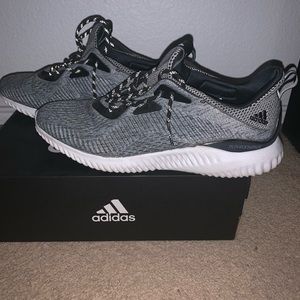 Alphabounce Running Shoe
